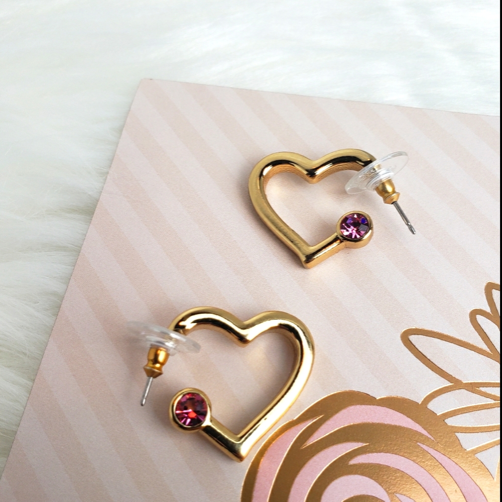 Heart earrings 18k gold plated with pink stone